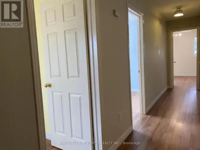 Townhouse 4 Bedroom For Rent Oakville ON 3500 ES102701509