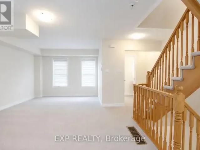 Townhouse 4 Bedroom For Rent Oakville ON 3500 ES102366559