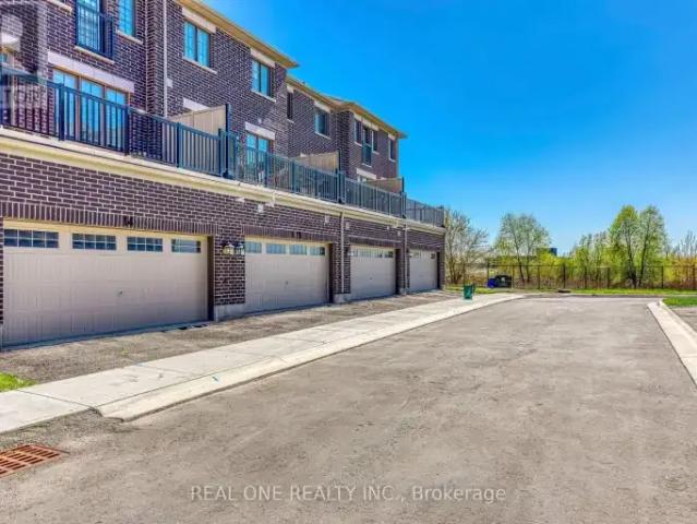 Townhouse 4 Bedroom For Rent Oakville ON 3700 ES103611975