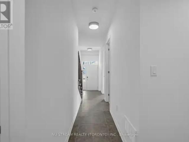 Townhouse 4 Bedroom For Rent Oakville ON 4000 ES103695250