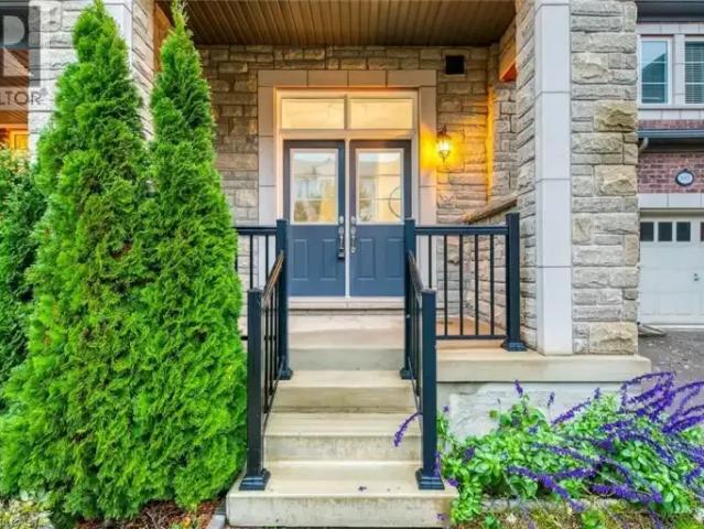Townhouse 4 Bedroom For Rent Oakville ON 4000 ES103368050