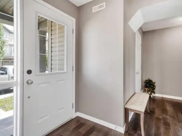 Townhouse 4 Bedroom For Rent Airdrie AB 2195 ES103011793