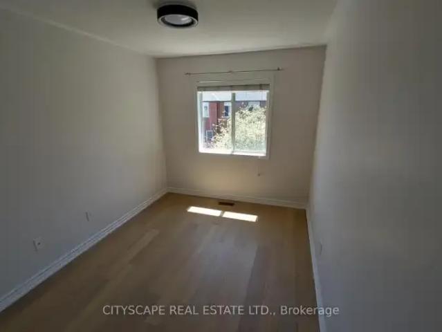 Townhouse 4 Bedroom For Rent Burlington ON 3275 ES102847353