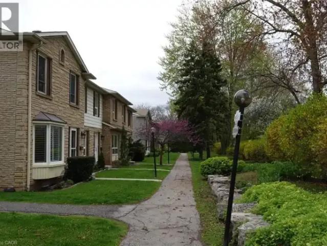 Townhouse 4 Bedroom For Rent Burlington ON 3200 ES103487432