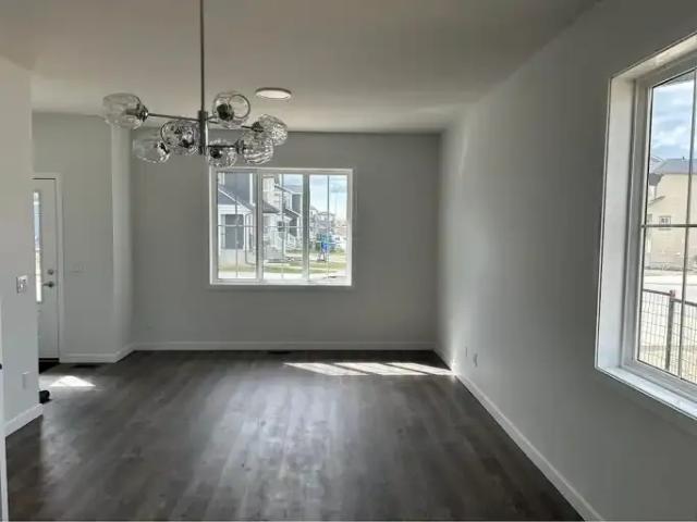 Townhouse 4 Bedroom For Rent Calgary AB 2500 ELS102951686