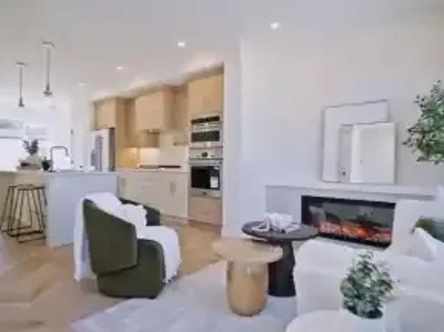 Townhouse 4 Bedroom For Rent Calgary AB 3400 ES104182519