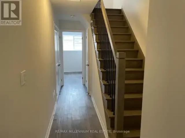 Townhouse 4 Bedroom For Rent Cambridge ON 2800 ELS102143857