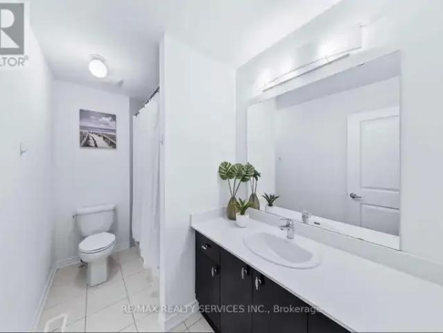 Townhouse 4 Bedroom For Rent Innisfil ON 2800 ELS102952152