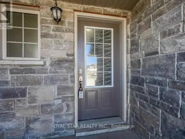 Townhouse 4 Bedroom For Rent Kitchener ON 3300 ES104471092