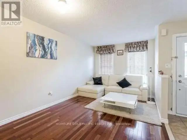 Townhouse 4 Bedroom For Rent Richmond Hill ON 3390 ES104941064