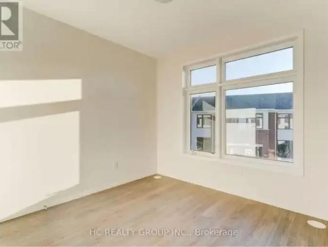 Townhouse 4 Bedroom For Rent Richmond Hill ON 3550 ES105048011