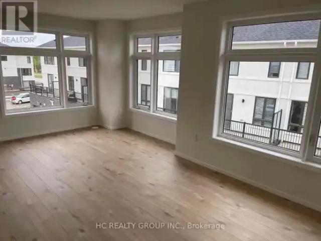 Townhouse 4 Bedroom For Rent Richmond Hill ON 3500 ES102272561