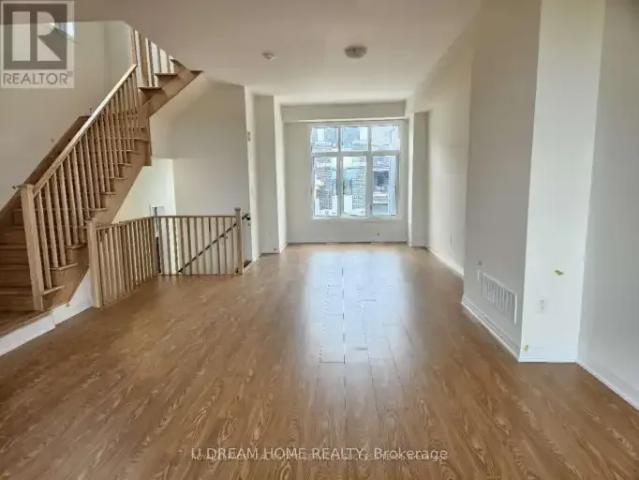Townhouse 4 Bedroom For Rent Richmond Hill ON 3500 ES105119037