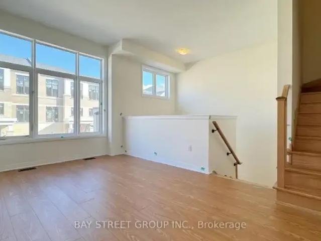 Townhouse 4 Bedroom For Rent Richmond Hill ON 3600 ES103368063