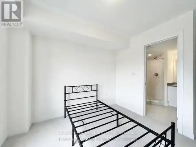 Townhouse 4 Bedroom For Rent Richmond Hill ON 3600 ES105004978