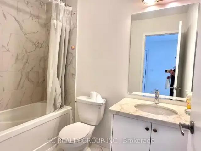 Townhouse 4 Bedroom For Rent Vaughan ON 3680 ES102847468