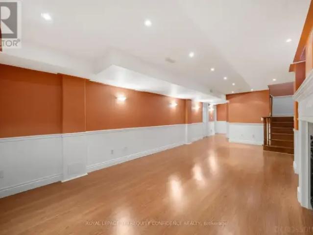 Townhouse 4 Bedroom For Rent Vaughan ON 3850 ELS103119144
