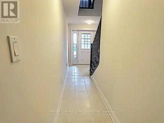 Townhouse 4 Bedroom For Rent Waterloo ON 3500 ES105334171