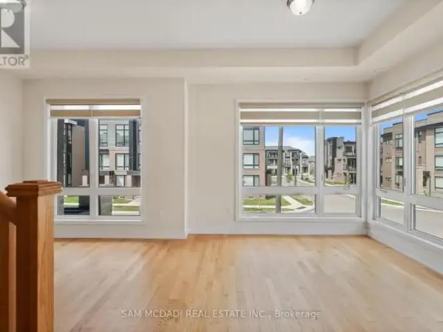 Townhouse 5 Bedroom For Rent Oakville ON 4250 ES103840350