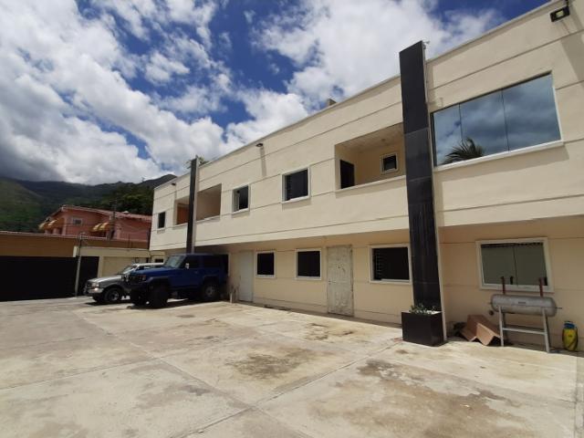Townhouse con financiamiento en Sector Valle Verde El Limón Aragua