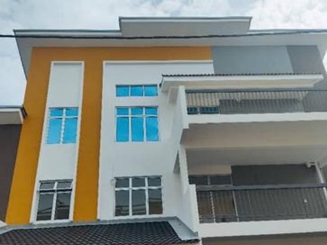 Townhouse cantik taman nuri sentosa durian tunggal