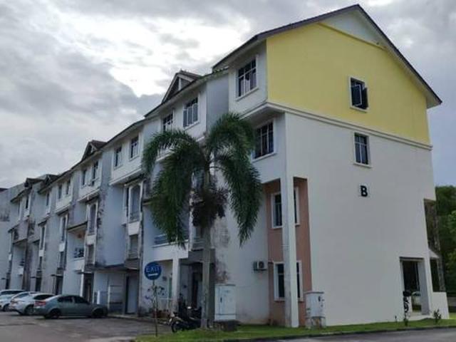 Townhouse Apartment For Sale Summer Park Seri Alam