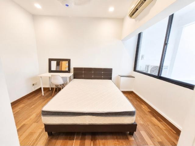 Townhouse apartments Apartment For Sale, $3,200,000, 6 Bed 3 Bath 2,906 sqft $1,101.00 psf