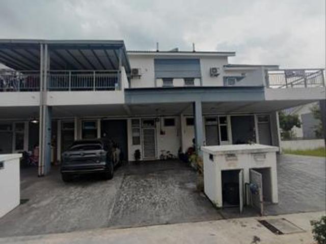 Townhouse Ground Floor Simfoni Perdana LBS Puncak Alam For Sale