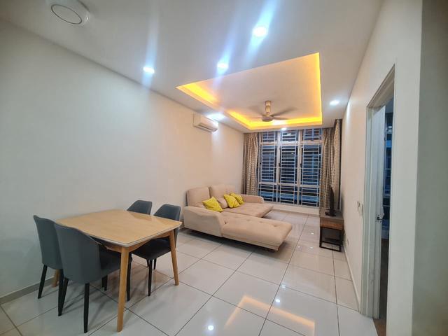 Townhouse Duplex Upper Level The Seed Sutera 2 Carpark 3bed Freehold