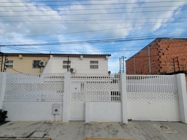 TOWNHOUSE EN VENTA AGUASAL. CIUDAD ALIANZA, GUACARA, CARABOBO