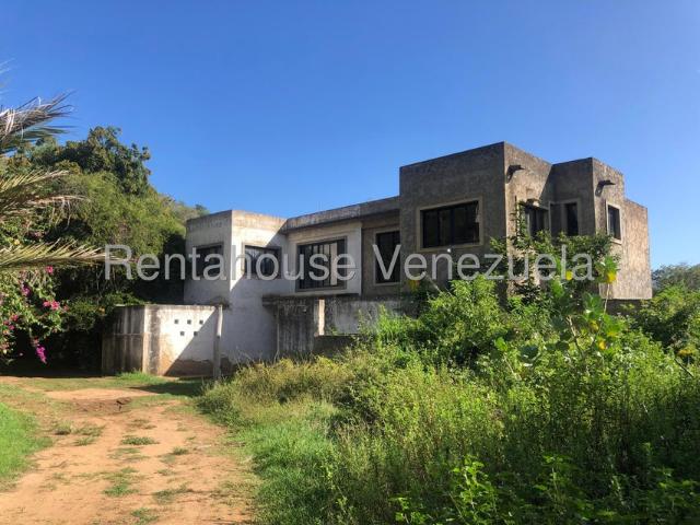 Townhouse en Venta en Avenida 31 de Julio, Margarita