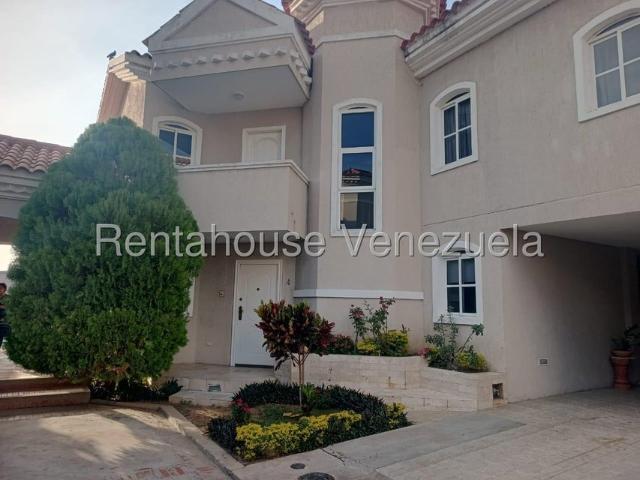 Townhouse en Venta en Avenida El Milagro, Maracaibo