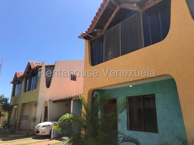 Townhouse en Venta en Guacuco, Margarita