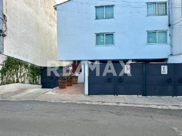 Townhouse en Venta en Loma de Bezares