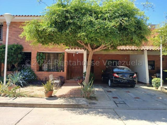 Townhouse en Venta en Los Olivos, Maracaibo