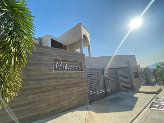 TOWNHOUSE EN VENTA EN TERRAZAS DEL COUNTRY