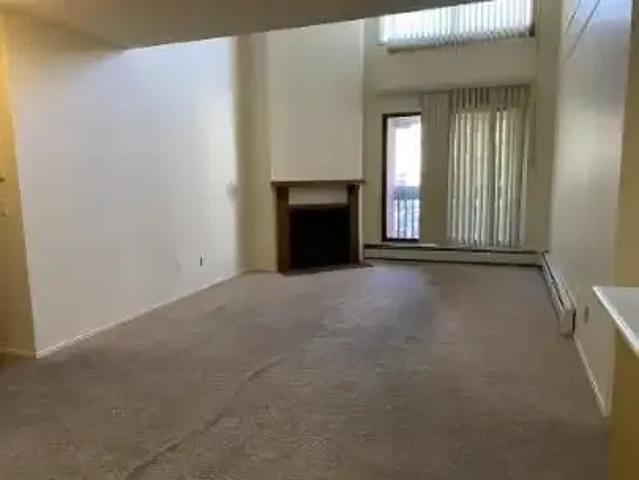 Townhouse For Rent Calgary AB 1449 ELS98785751