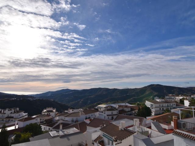 Townhouse for rent in Cómpeta, Málaga