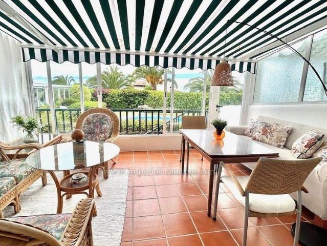 Townhouse for rent in a small community with a swimming pool