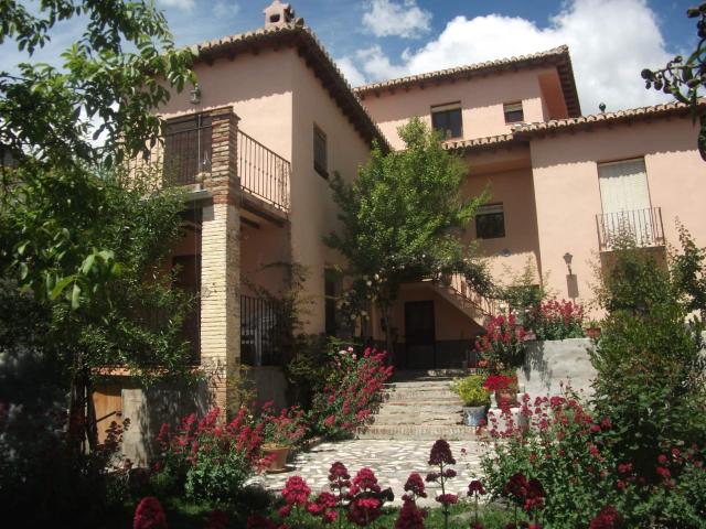Townhouse for rent in Acequias, Lecrín, Granada