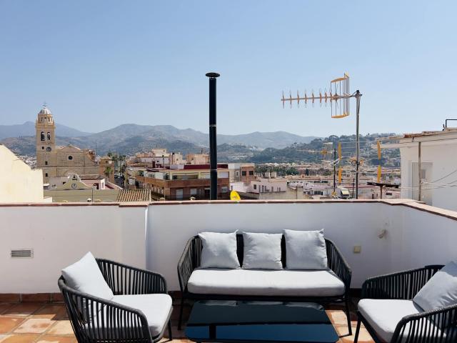 Townhouse for rent in Almuñécar, Granada