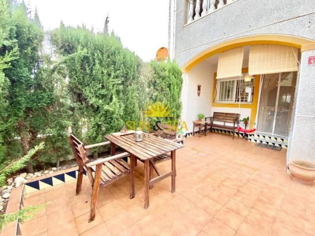 Townhouse for rent in El Edén, Guardamar del Segura, Alicante