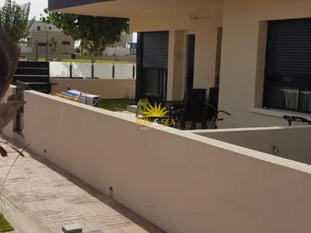 Townhouse for rent in El Mojon, Pilar de la Horadada, Alicante
