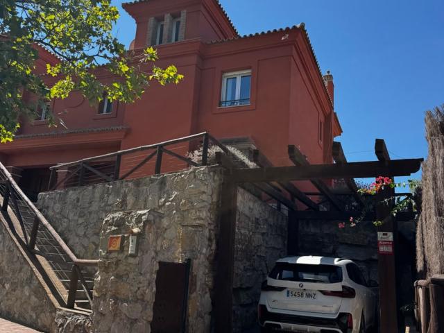Townhouse For Rent in Málaga, Málaga