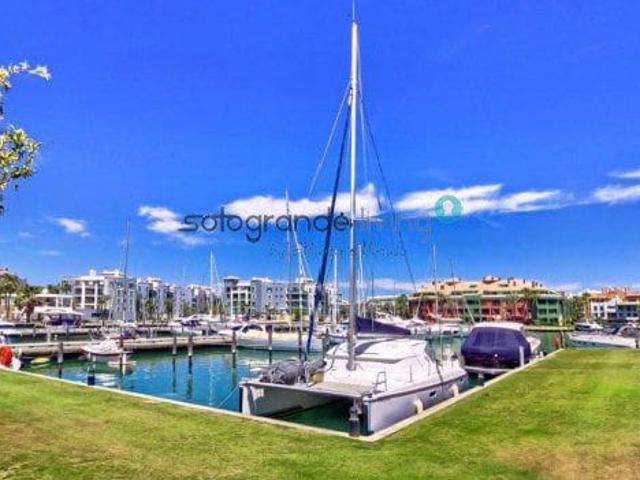 Townhouse for rent in Sotogrande, San Roque, Cádiz