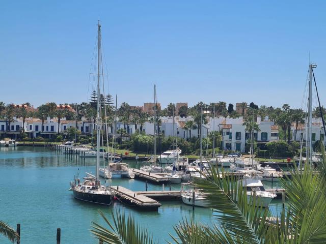 Townhouse for rent in Sotogrande, San Roque, Cádiz