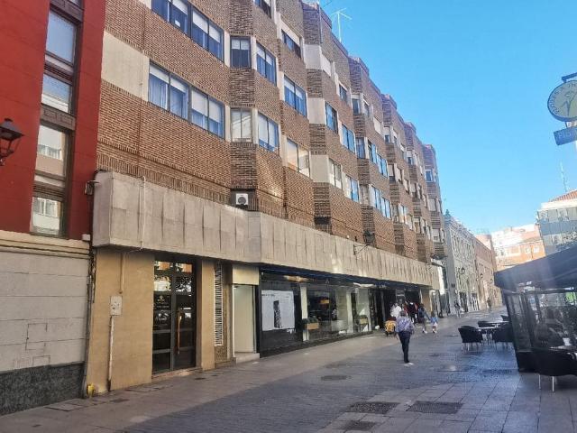 Townhouse for rent in Palencia city, Palencia
