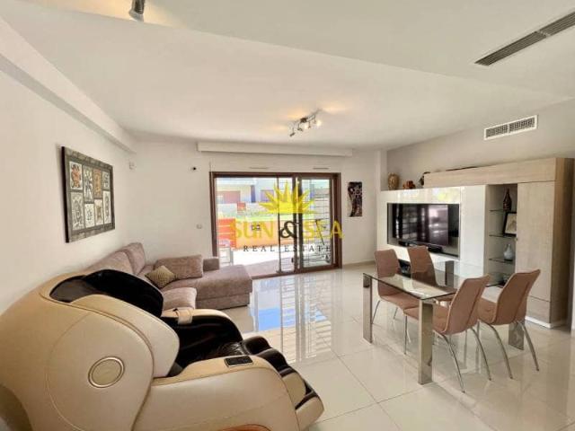 Townhouse for rent in Torre de la Horadada, Pilar de la Horadada, Alicante