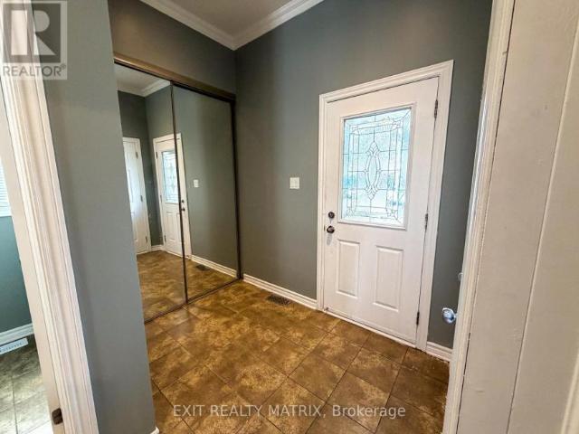 Townhouse For Rent Ottawa ON 3250 ELS102551558