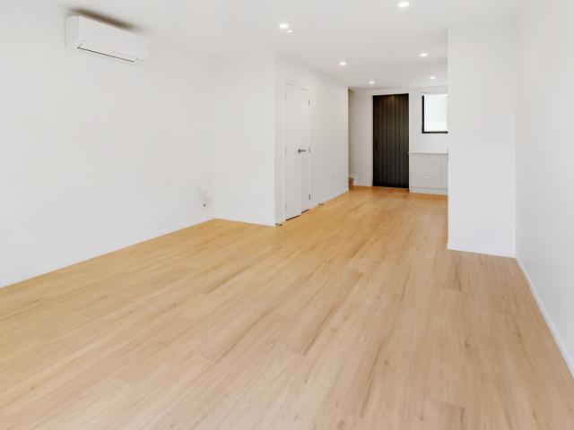 Townhouse for Rent Prime Avondale location!